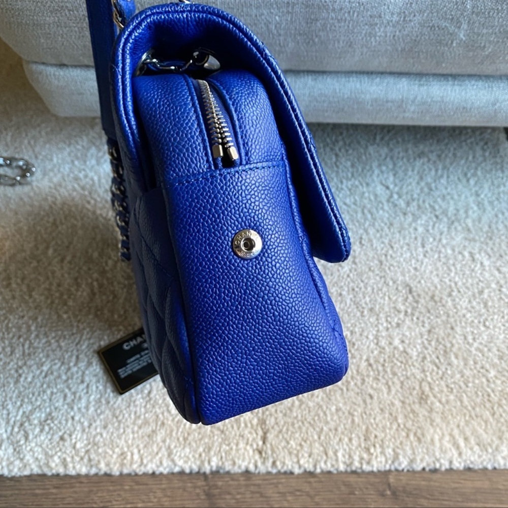 Chanel large single flap - Picture 8 of 13